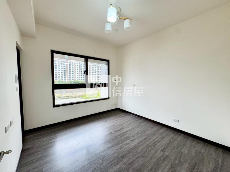 四季水悅河岸三房雙平車房屋室內格局與周邊環境