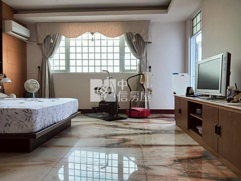 土庫公所雙車豪宅房屋室內格局與周邊環境