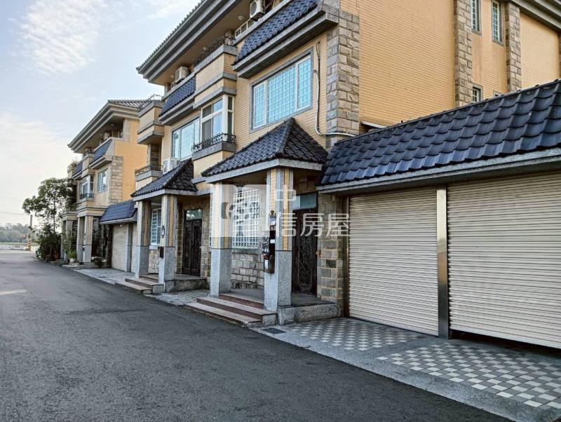 土庫公所雙車豪宅房屋室內格局與周邊環境