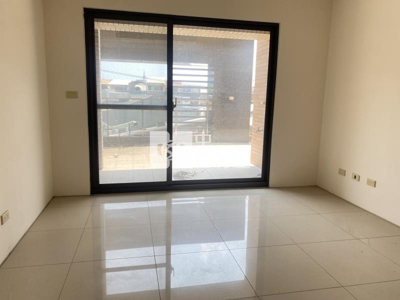 總太春上全新未住三房平車大露台美屋房屋室內格局與周邊環境