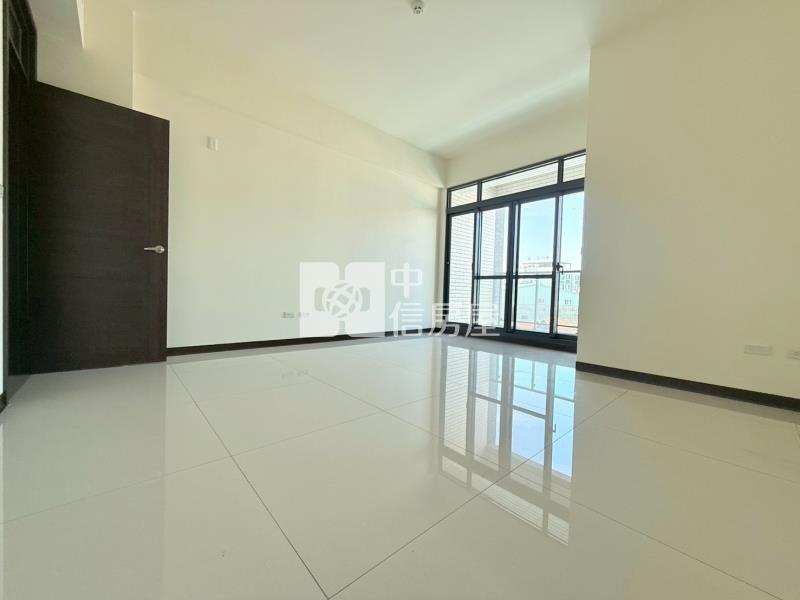 草屯全新4套電梯別墅A房屋室內格局與周邊環境