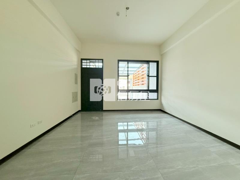 草屯全新4套電梯別墅B房屋室內格局與周邊環境