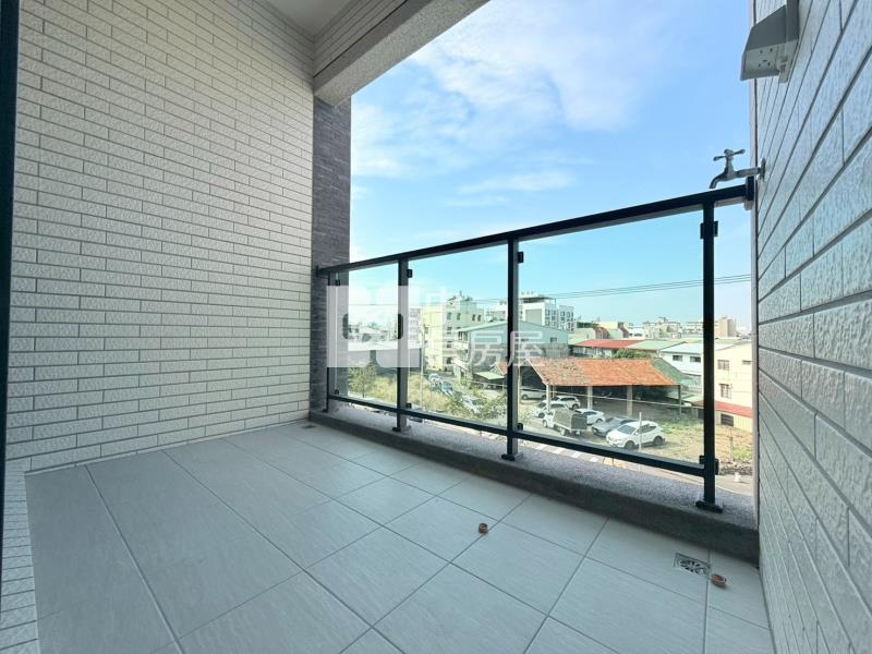 草屯全新4套電梯別墅C房屋室內格局與周邊環境