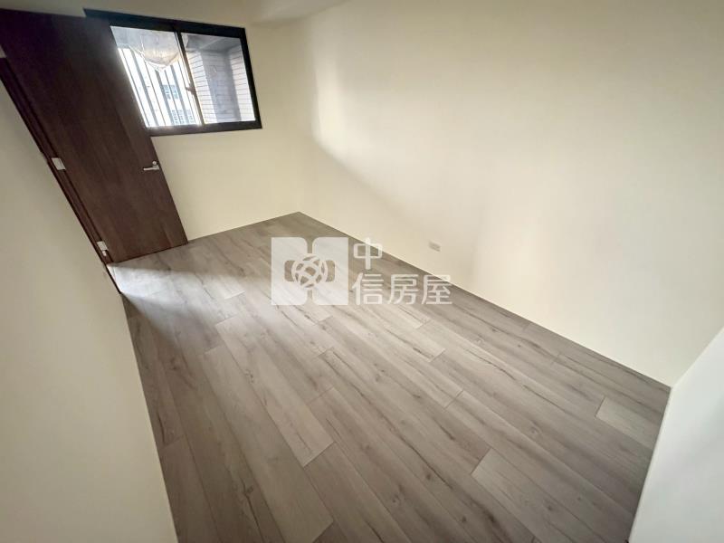 (上和苑)挑戰市區最低價~國圖館兩房車位無限視野房屋室內格局與周邊環境