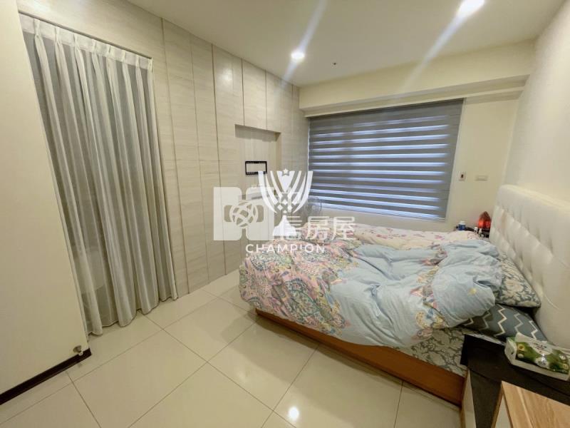 【冠軍】微笑最靓美價四房+車位房屋室內格局與周邊環境