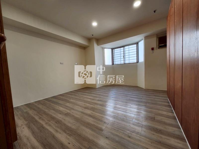 (長億城陽光區)工學商圈全新整理三房美厦房屋室內格局與周邊環境