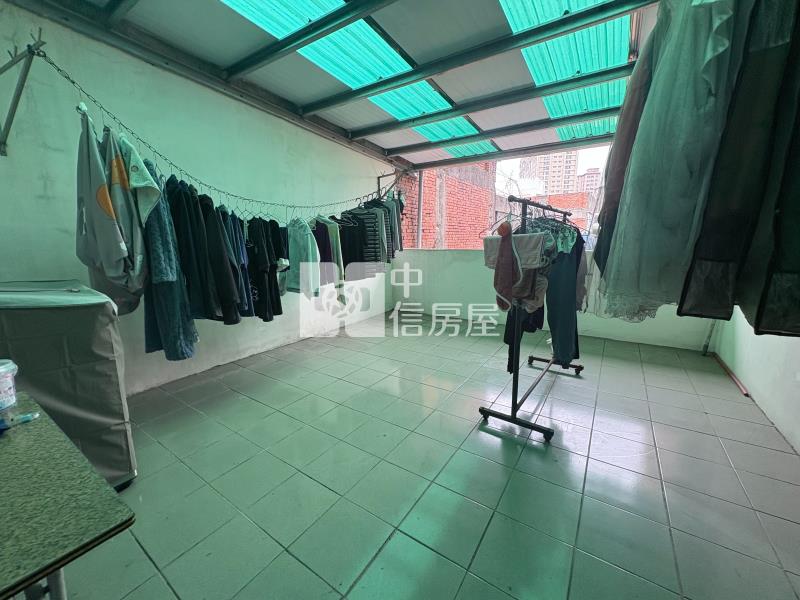 近未來體育園區大地坪透店房屋室內格局與周邊環境