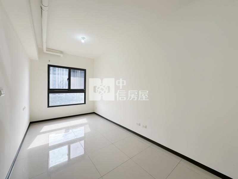 八德重劃區全新城中大璽二房車房屋室內格局與周邊環境