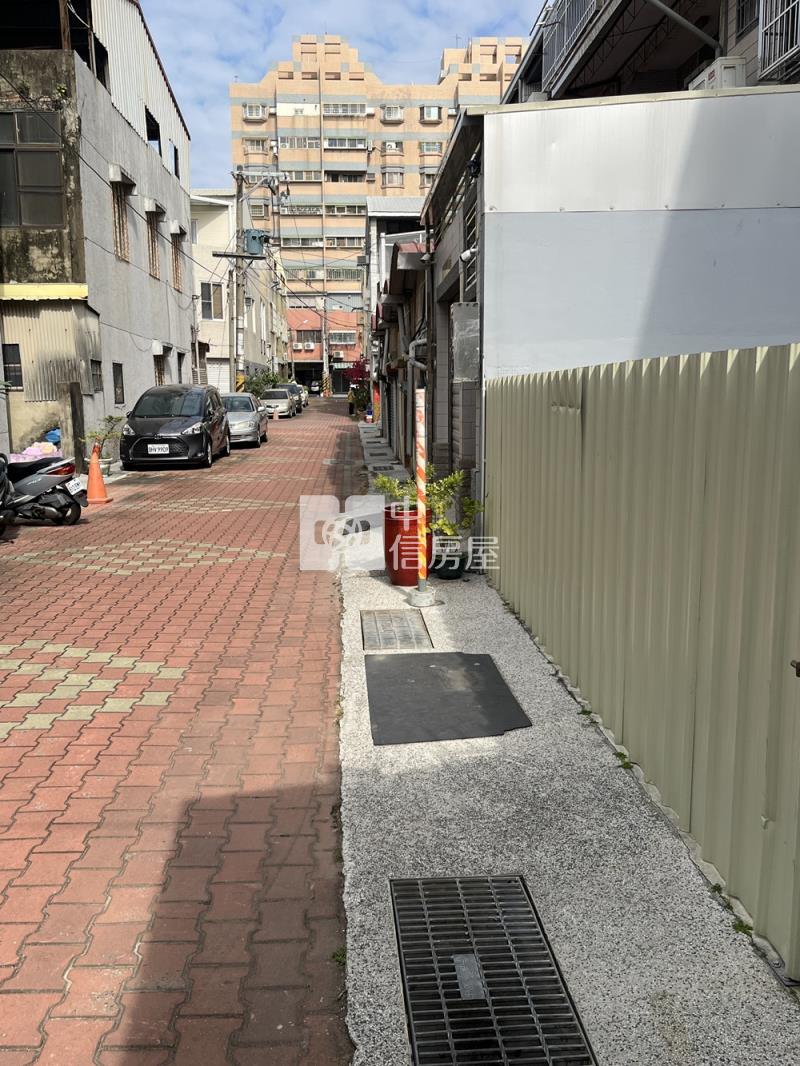 近南紡夢時代商圈建地房屋室內格局與周邊環境