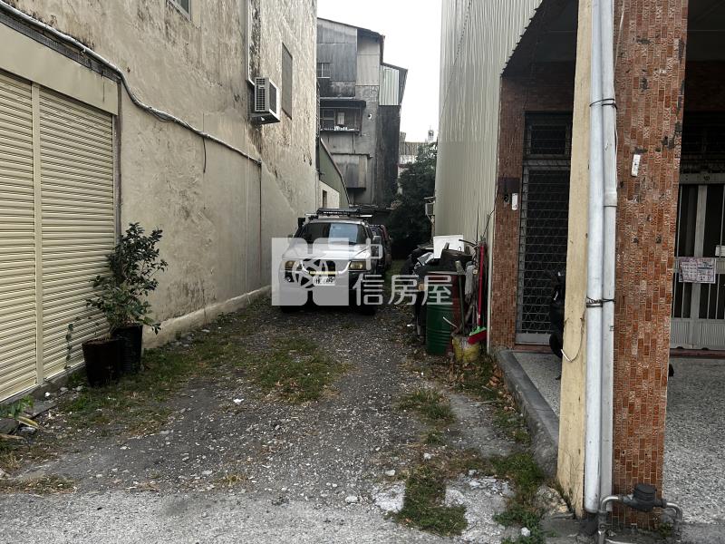 新營近火車站之亮店地房屋室內格局與周邊環境