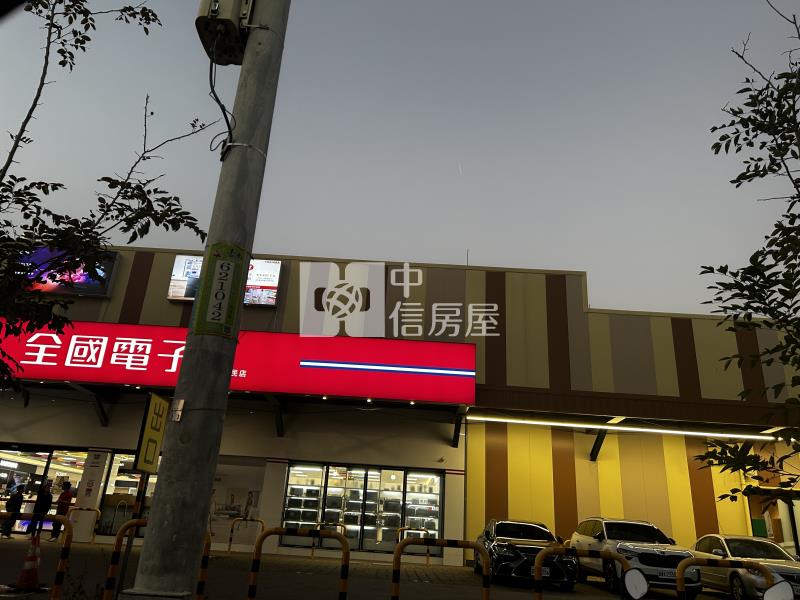 新營近火車站之亮店地房屋室內格局與周邊環境
