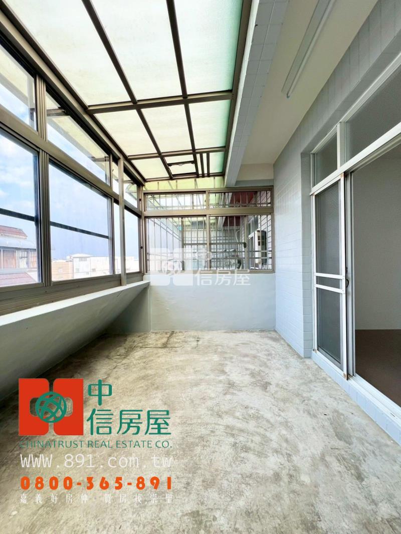 太路花園車庫別墅房屋室內格局與周邊環境