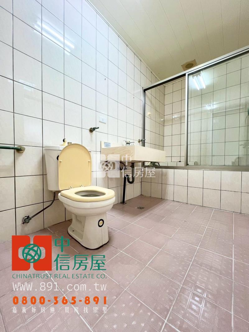 太路花園車庫別墅房屋室內格局與周邊環境