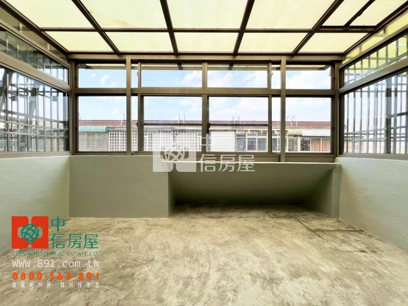 太路花園車庫別墅房屋室內格局與周邊環境