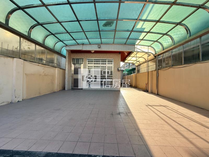 水湳經貿大地坪臨路豪墅房屋室內格局與周邊環境