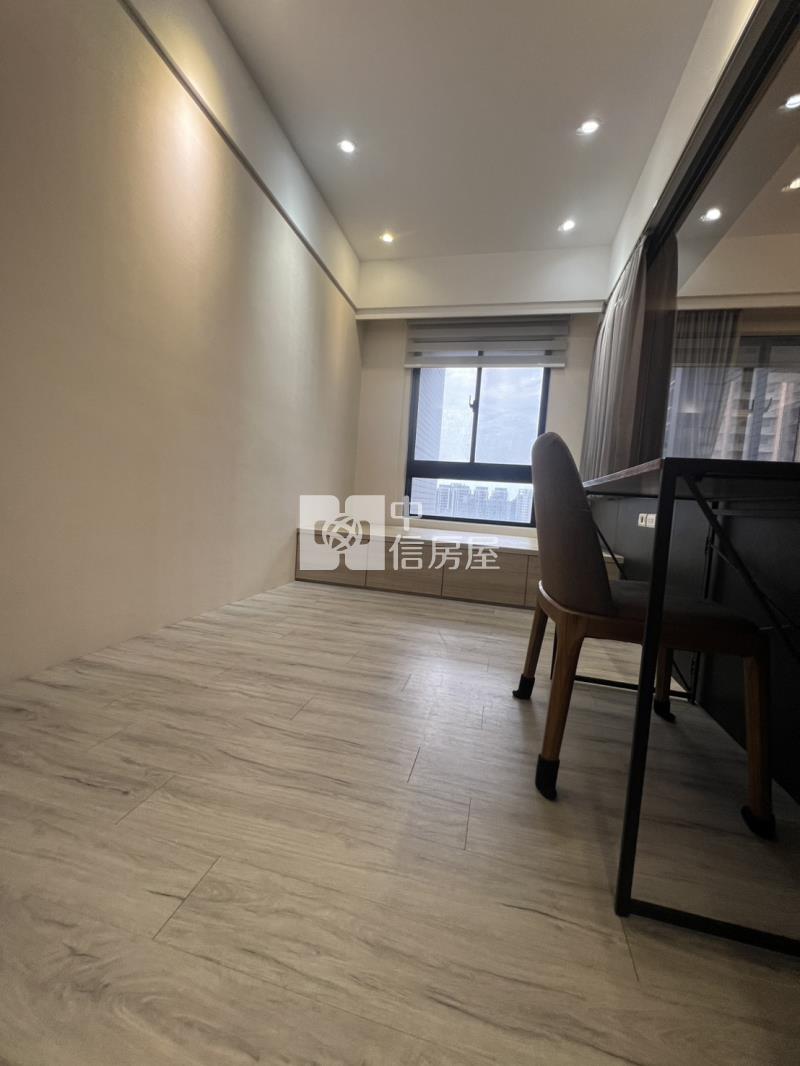 A18青埔國小景觀美裝四房車房屋室內格局與周邊環境