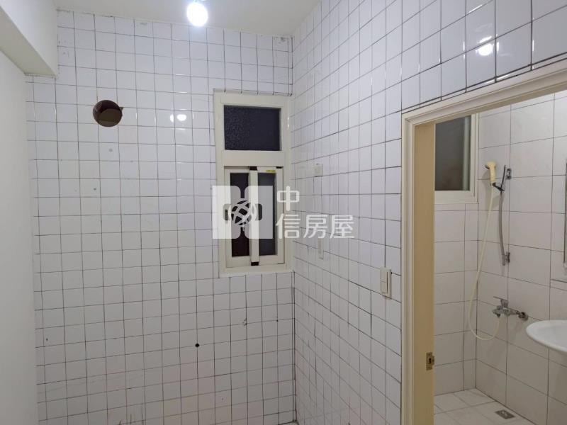 專-宋屋國小全新整理邊間美2房房屋室內格局與周邊環境