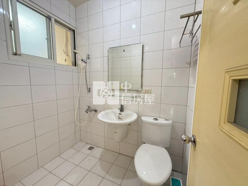 專-宋屋國小全新整理邊間美2房房屋室內格局與周邊環境