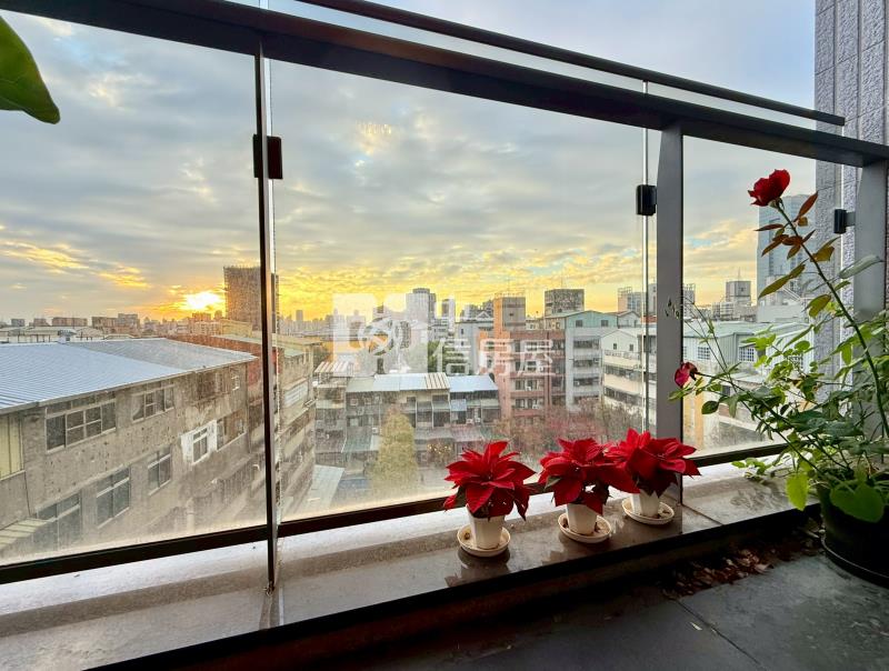 惠宇清朗三房平車房屋室內格局與周邊環境