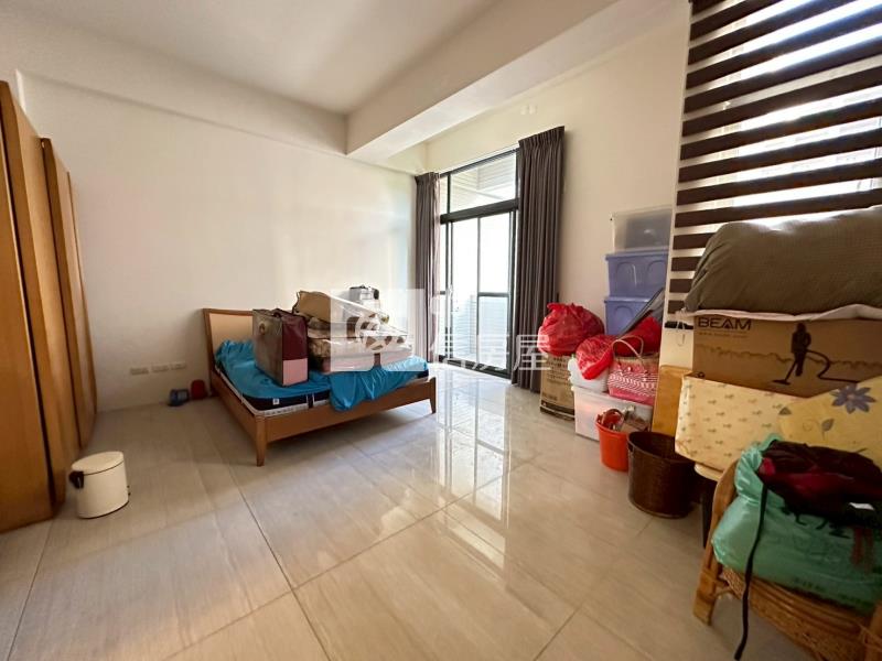 彰基臨路大面寬大地坪豪華電梯店墅房屋室內格局與周邊環境