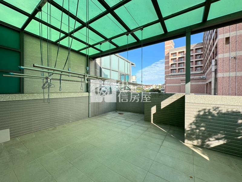 彰基臨路大面寬大地坪豪華電梯店墅房屋室內格局與周邊環境