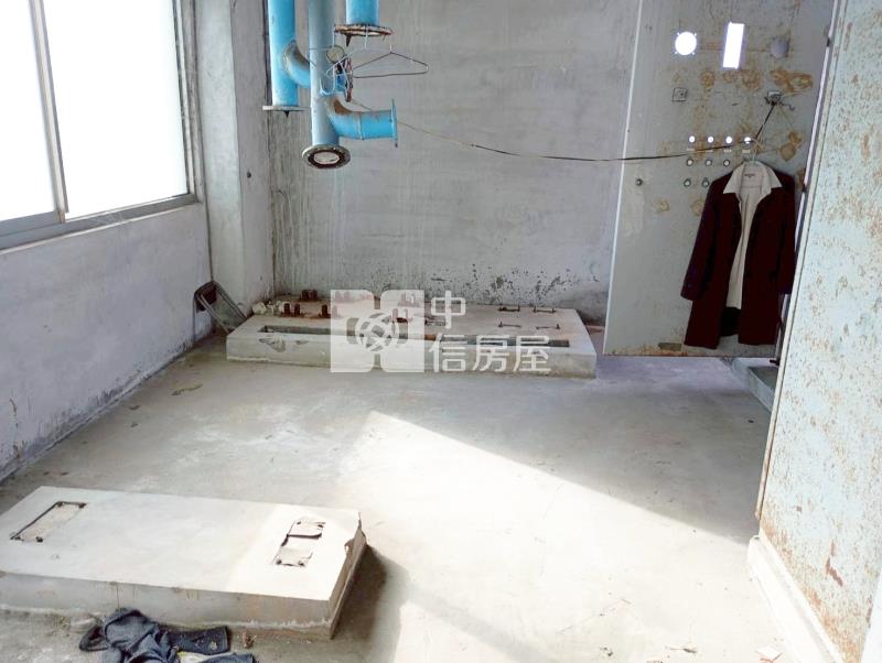 苗栗縣府低價商業大樓二整層房屋室內格局與周邊環境