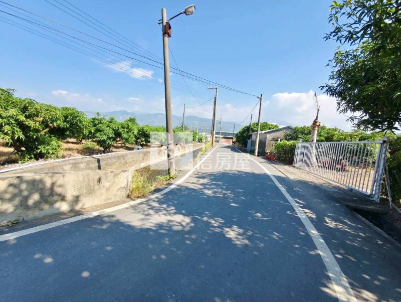 屏東枋寮陸橋旁有水電4.2分休閒果園房屋室內格局與周邊環境