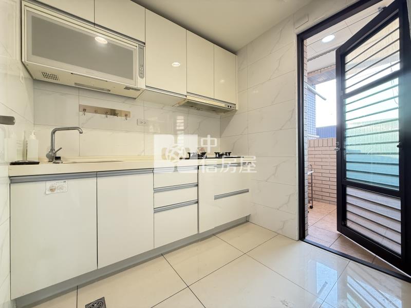 平鎮山仔頂景觀兩房車房屋室內格局與周邊環境