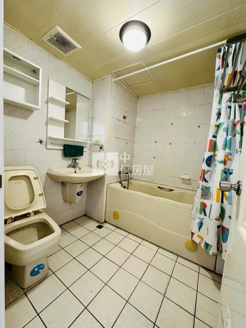 斗六中山路旁精裝華廈房屋室內格局與周邊環境