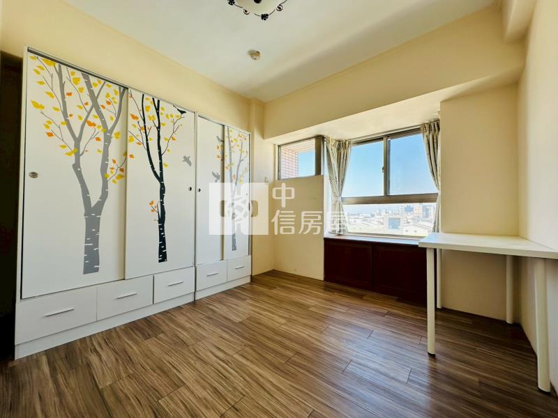 斗六中山路旁精裝華廈房屋室內格局與周邊環境