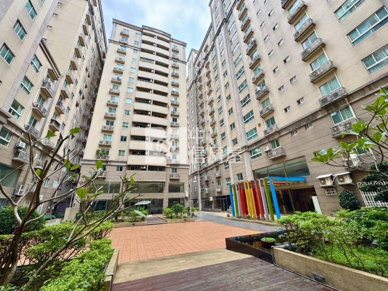 永豐高中超值二房車位房屋室內格局與周邊環境