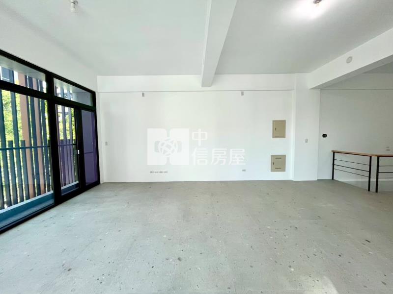 鉅虹映一灣綠透店平車房屋室內格局與周邊環境