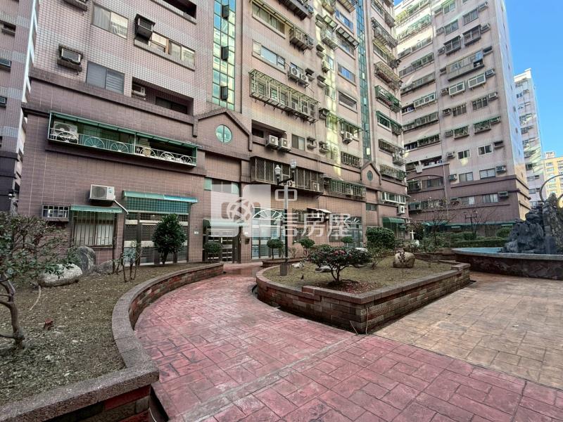 桃園藝文特區捷運G11三房車房屋室內格局與周邊環境