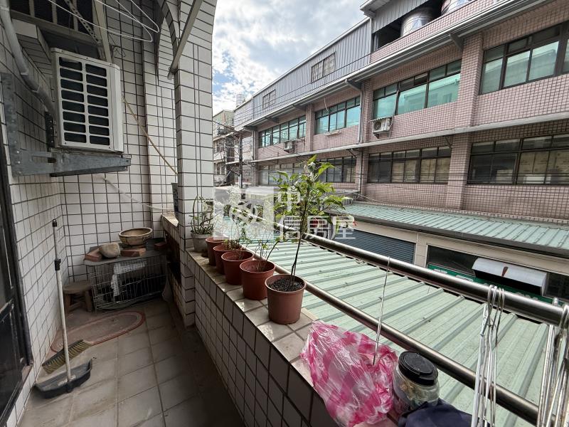 龍潭武漢國小中興路透天房屋室內格局與周邊環境