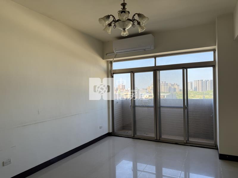 近武陵高中三房車房屋室內格局與周邊環境