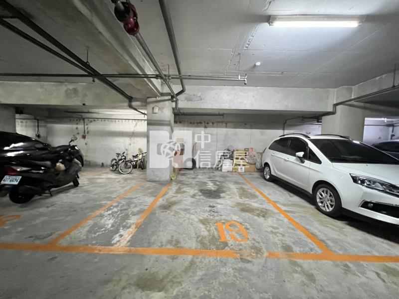 生活皇家三房平車(專任)房屋室內格局與周邊環境