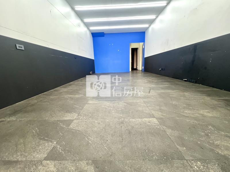 正30米中清路熱鬧四樓透店房屋室內格局與周邊環境