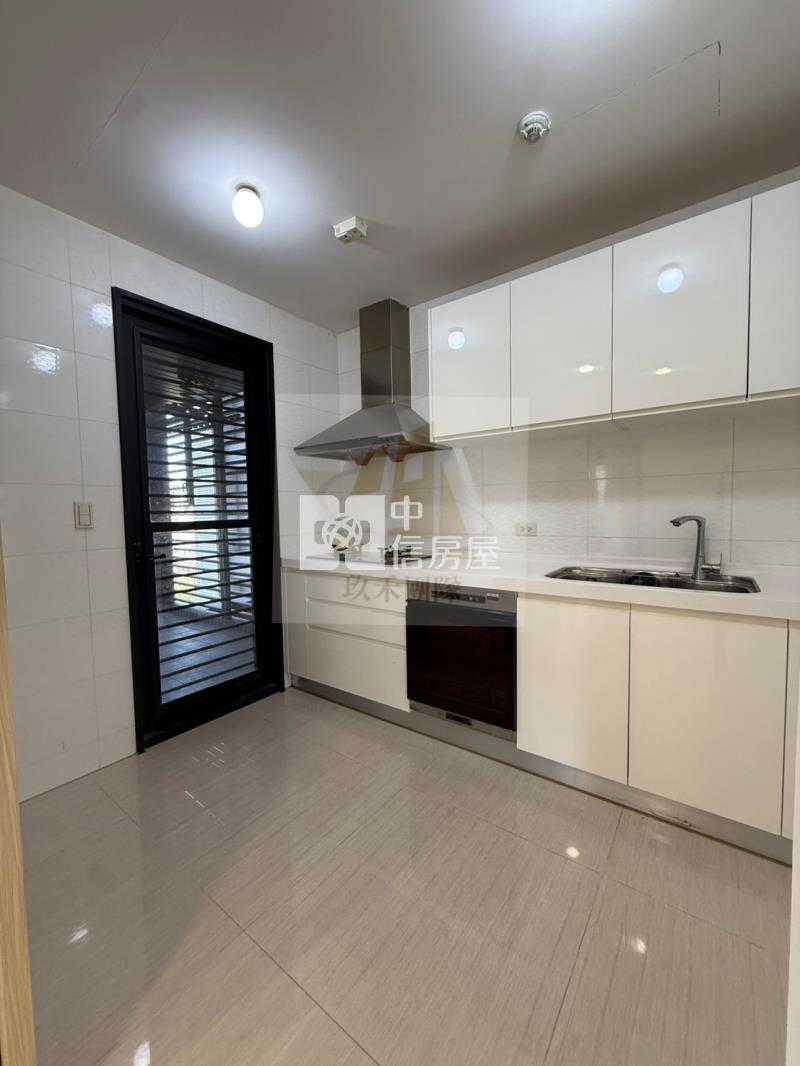 【玖禾】老街溪畔高樓層景觀3房雙車房屋室內格局與周邊環境