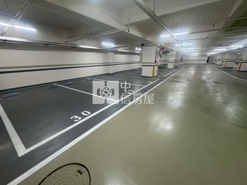 歡迎出價來談【潭子最搶手】全新兩房平車房屋室內格局與周邊環境