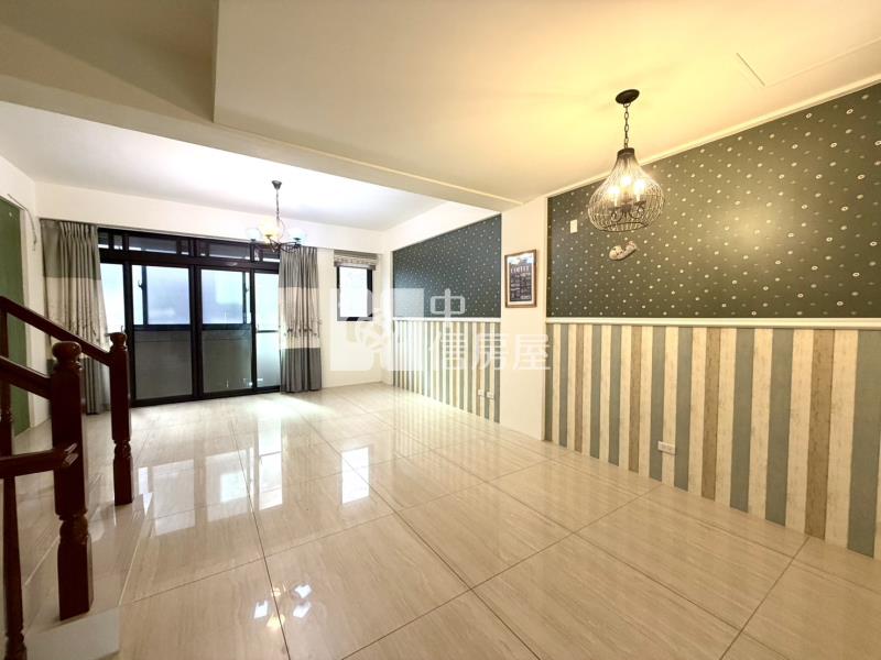 楊梅市中心地段雙車位美別墅房屋室內格局與周邊環境