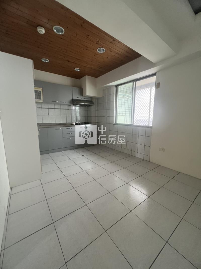 永康溫馨園車位華廈房屋室內格局與周邊環境