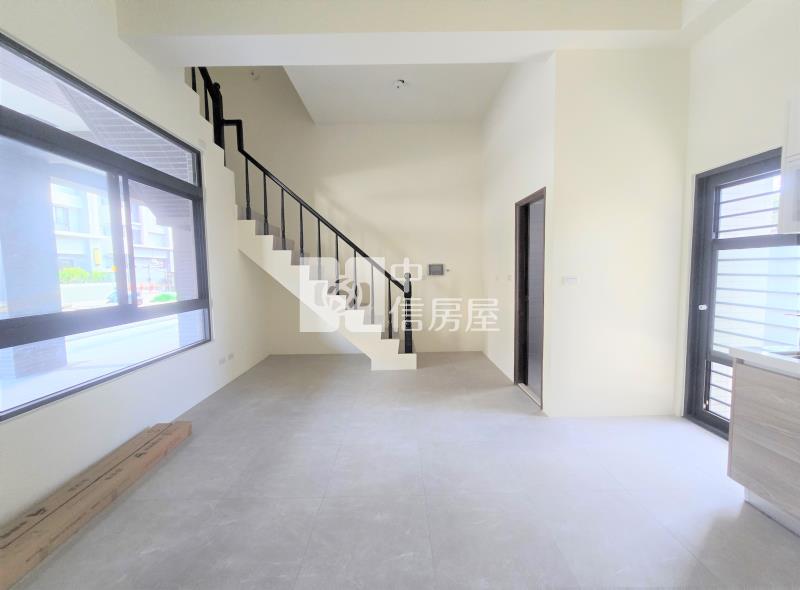 后科1時代全新雙車美墅房屋室內格局與周邊環境