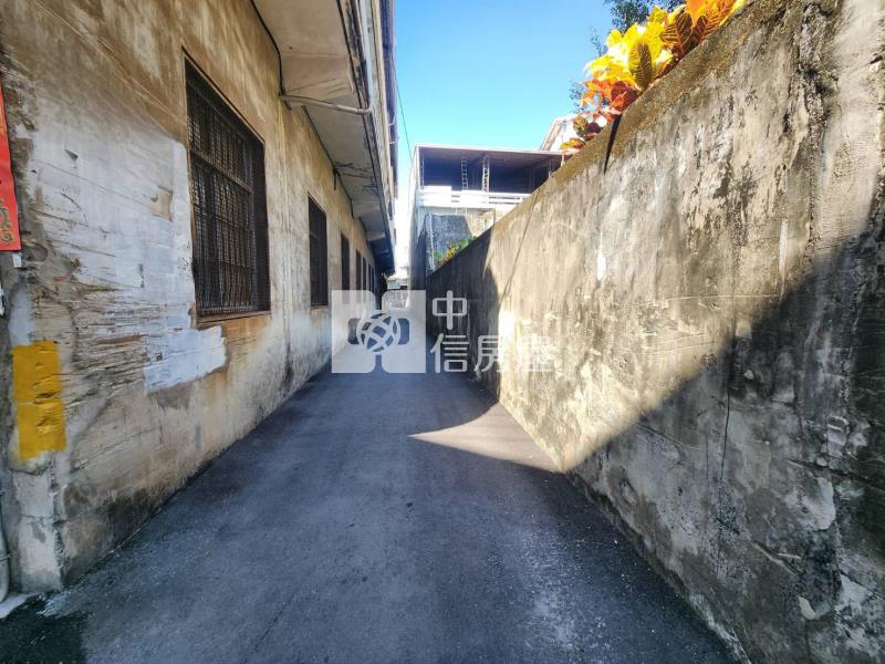 豐原百坪建地買地送屋房屋室內格局與周邊環境