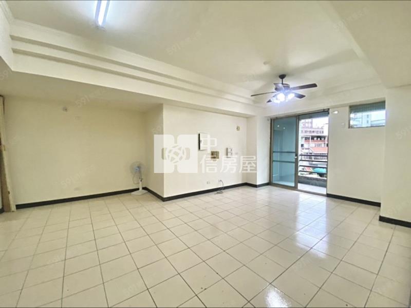 名人山水三房露臺戶房屋室內格局與周邊環境