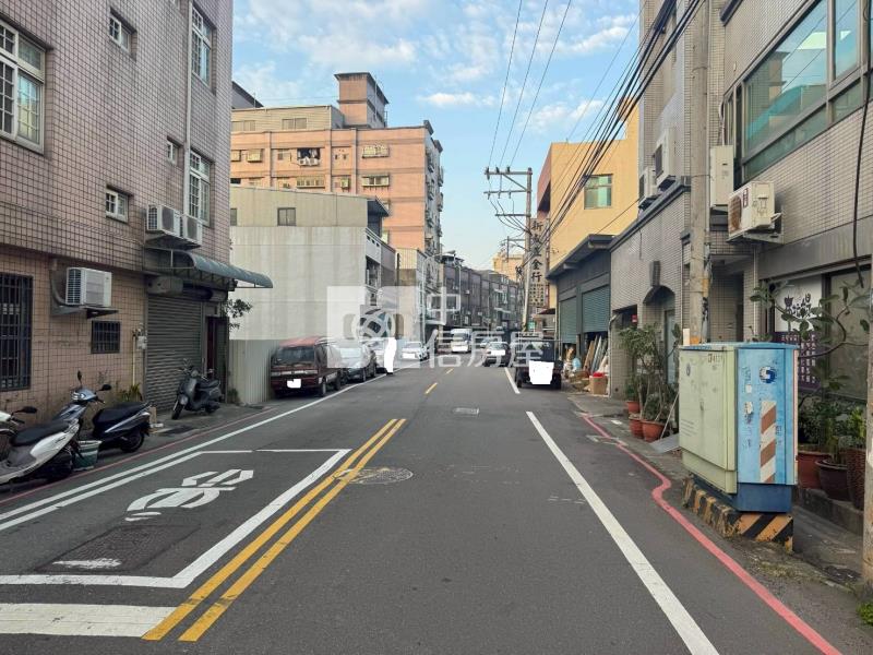 中正西角住店房屋室內格局與周邊環境