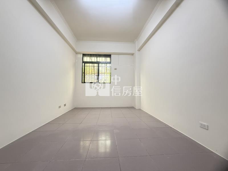 (獨家專賣)599-稀有低總價名座花園1樓3+1房【中信王牌】房屋室內格局與周邊環境