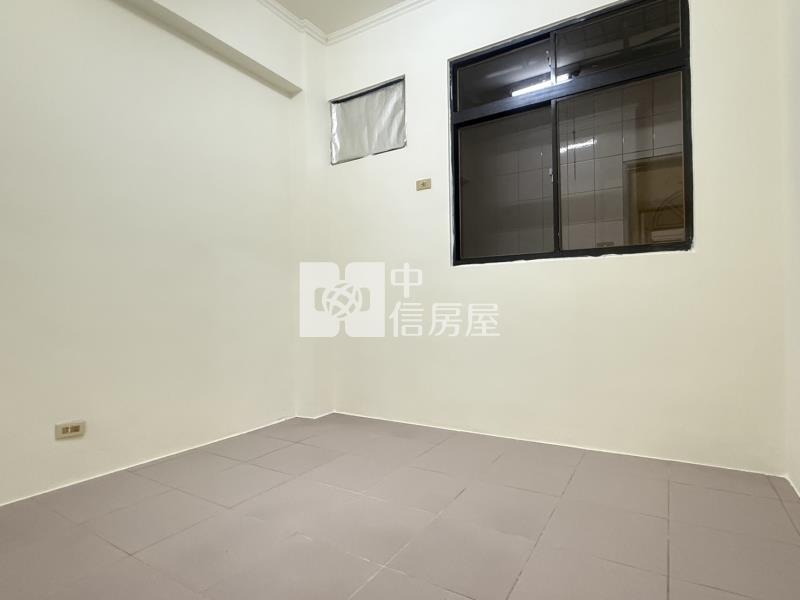 (獨家專賣)599-稀有低總價名座花園1樓3+1房【中信王牌】房屋室內格局與周邊環境