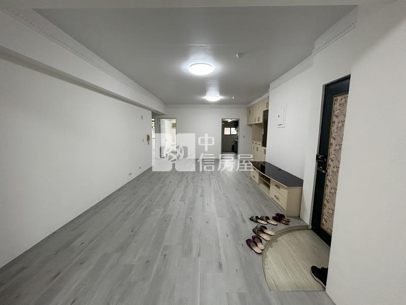 安坪超大坪數之三房大樓房屋室內格局與周邊環境