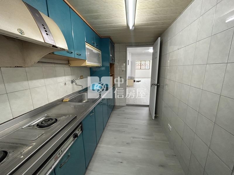 安坪超大坪數之三房大樓房屋室內格局與周邊環境