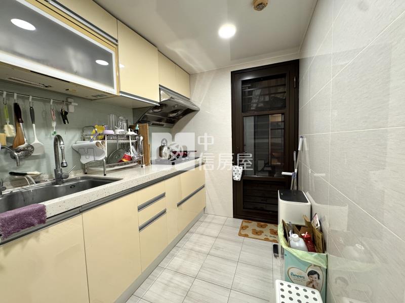 平鎮復旦平興國小三房車房屋室內格局與周邊環境